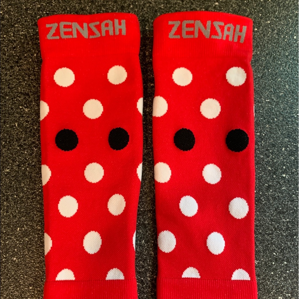 ‼️SOLD‼️ Zensah Compression Calf Sleeve polka dots